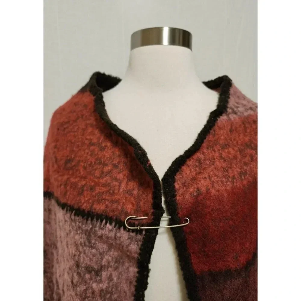 Vintage womens shawl